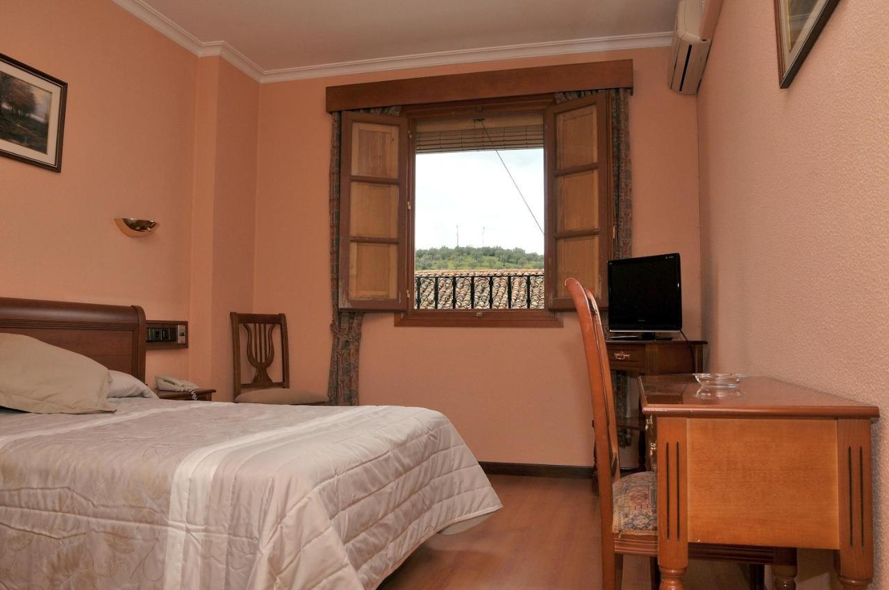 Hotel Los Castanos اراسنا المظهر الخارجي الصورة